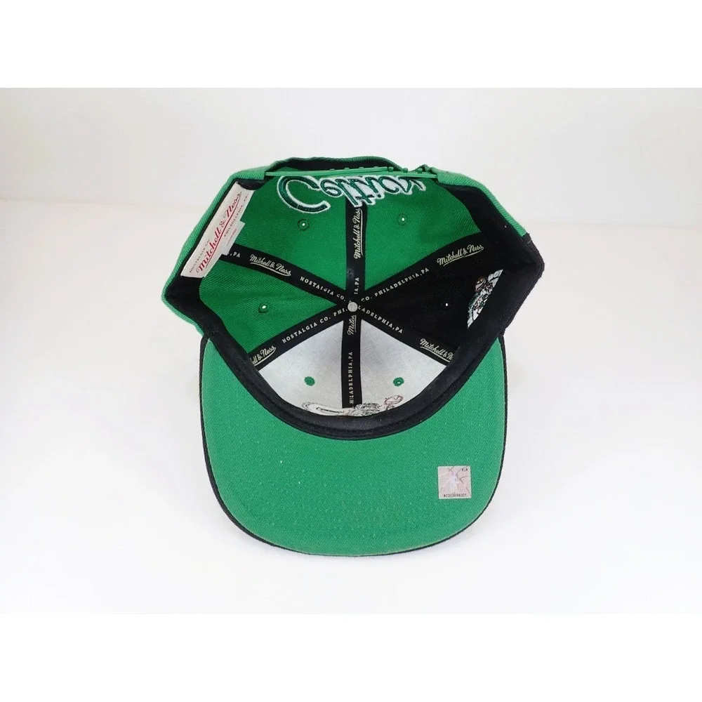 Mitchell & Ness Boston Celtics Snapback Hat Split Green Black Lucky Leprechaun‎
